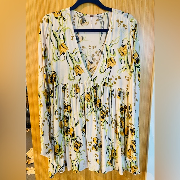 Free People Garden Fresh Summer Blouse - Picture 1 of 7